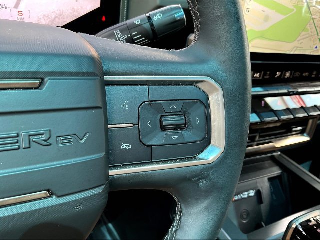 Used 2025 GMC Hummer EV 3X AWD/4WD image 15