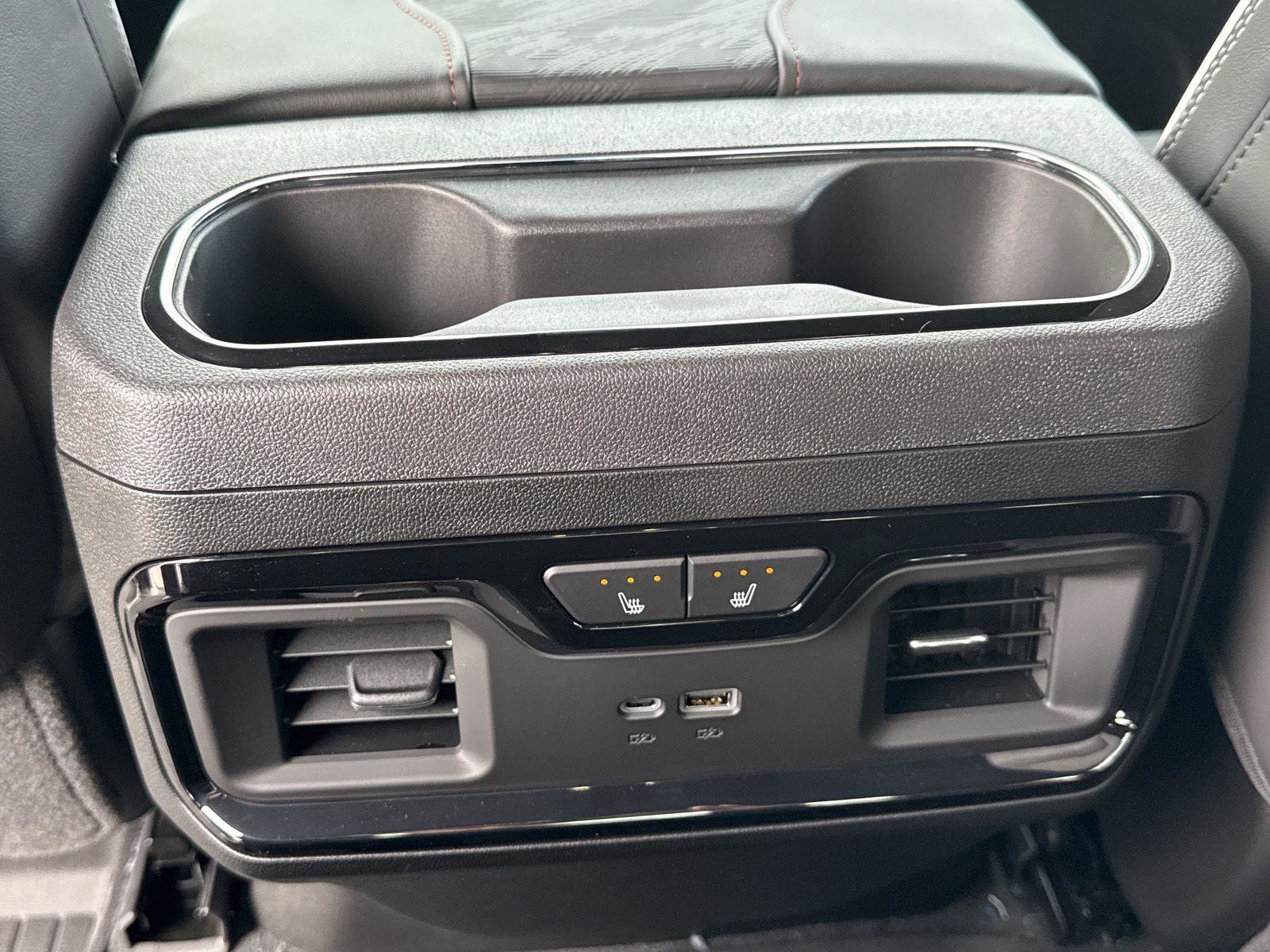 New 2026 GMC Sierra 2500 AT4X w/ AT4X AEV Edition image 17