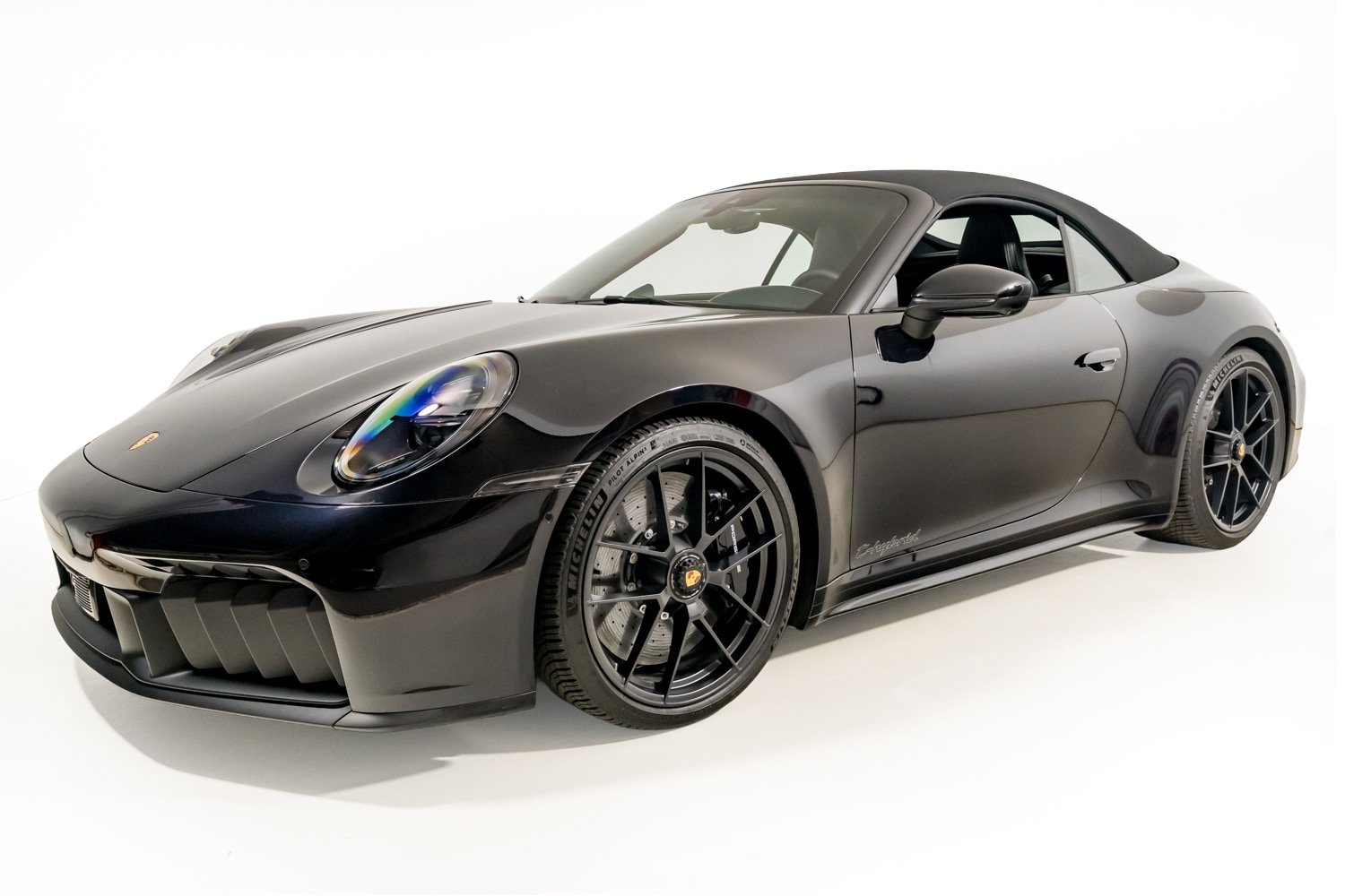 Used 2026 Porsche 911 Carrera 4 GTS AWD/4WD image 2