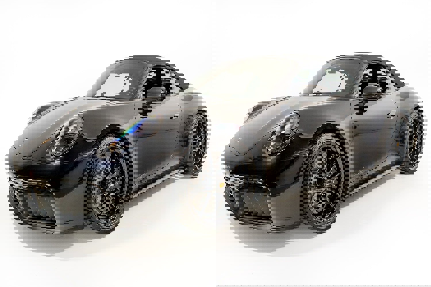 Used 2026 Porsche 911 Carrera 4 GTS AWD/4WD image 2