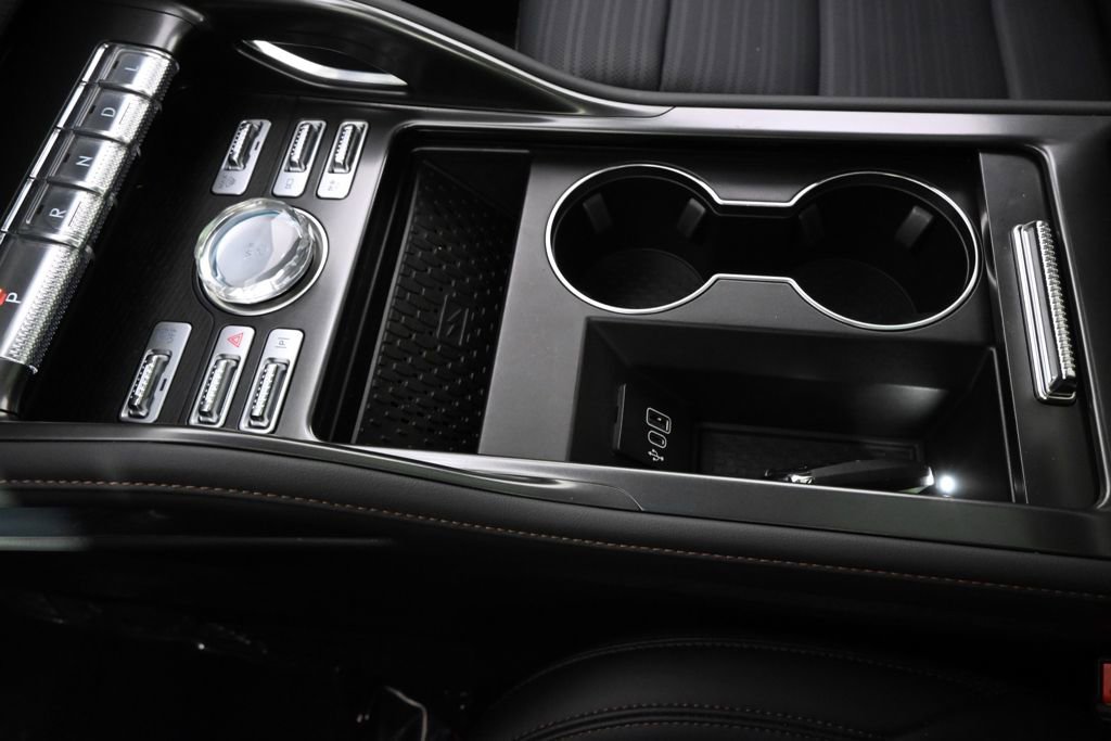 New 2026 Lincoln Nautilus Reserve AWD/4WD image 33