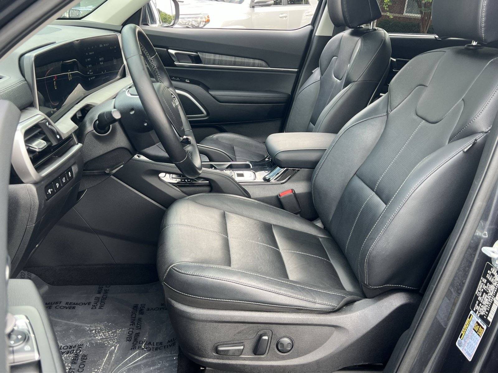 Used 2023 Kia Telluride EX AWD/4WD image 12