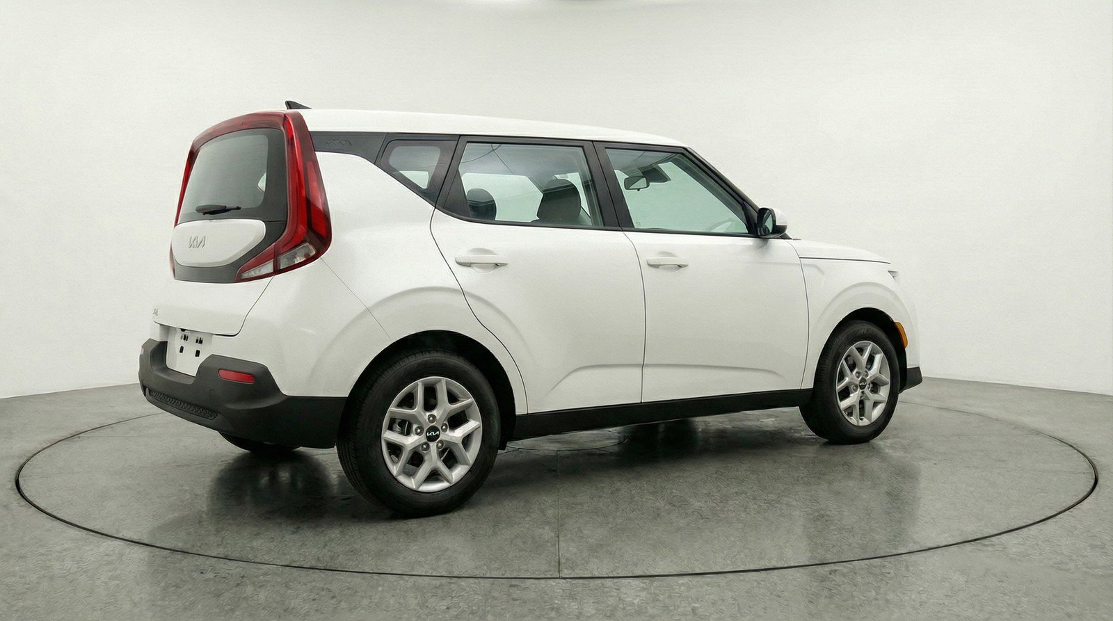 Used 2025 Kia Soul LX w/ LX Technology Package image 9