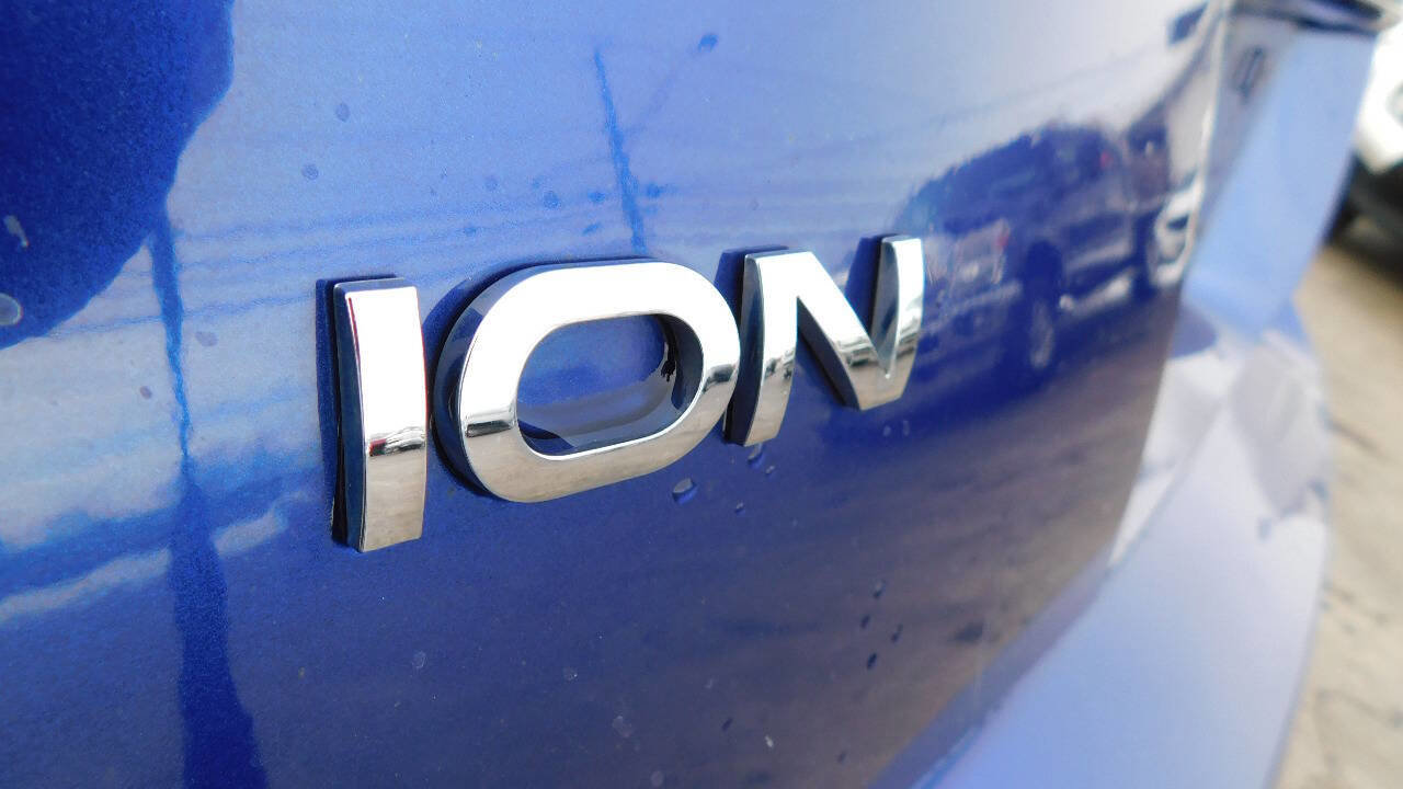 Used 2006 Saturn ION Level 3 w/ Sun & Sound Pkg image 8