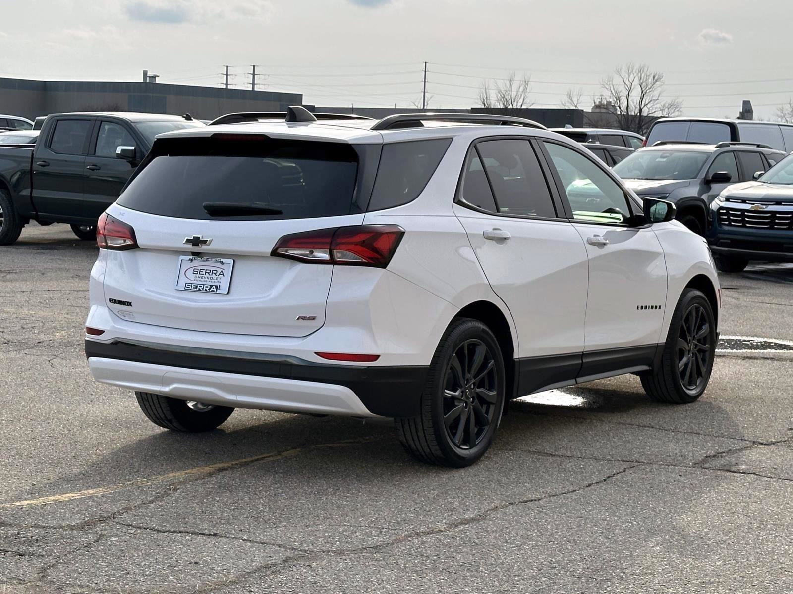 Certified 2023 Chevrolet Equinox RS w/ LPO, Floor Liner Package image 5