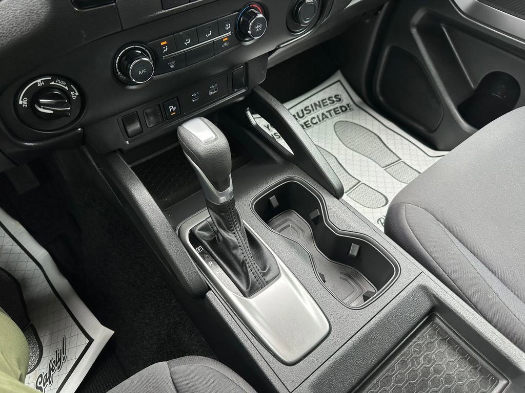 Used 2024 Nissan Frontier S w/ Technology Package AWD/4WD image 8