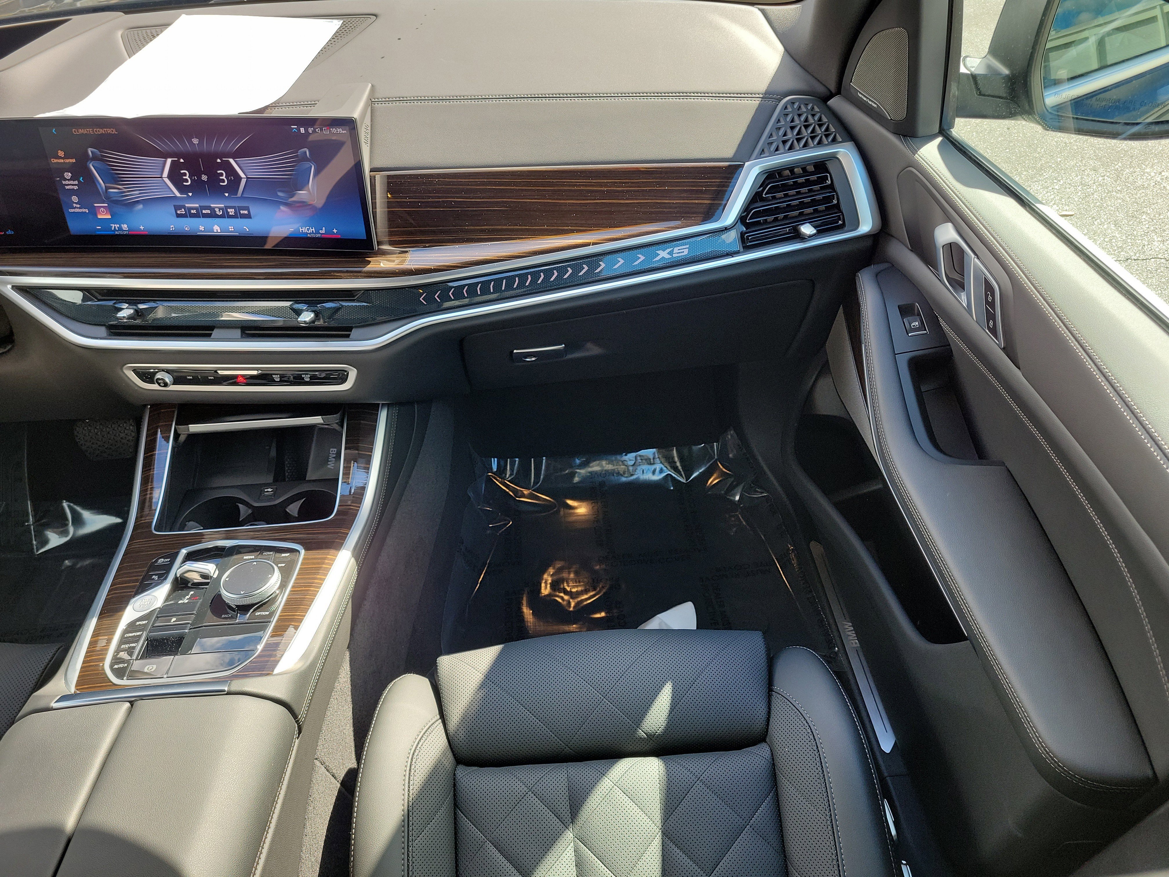 Used 2026 BMW X5 sDrive40i image 16