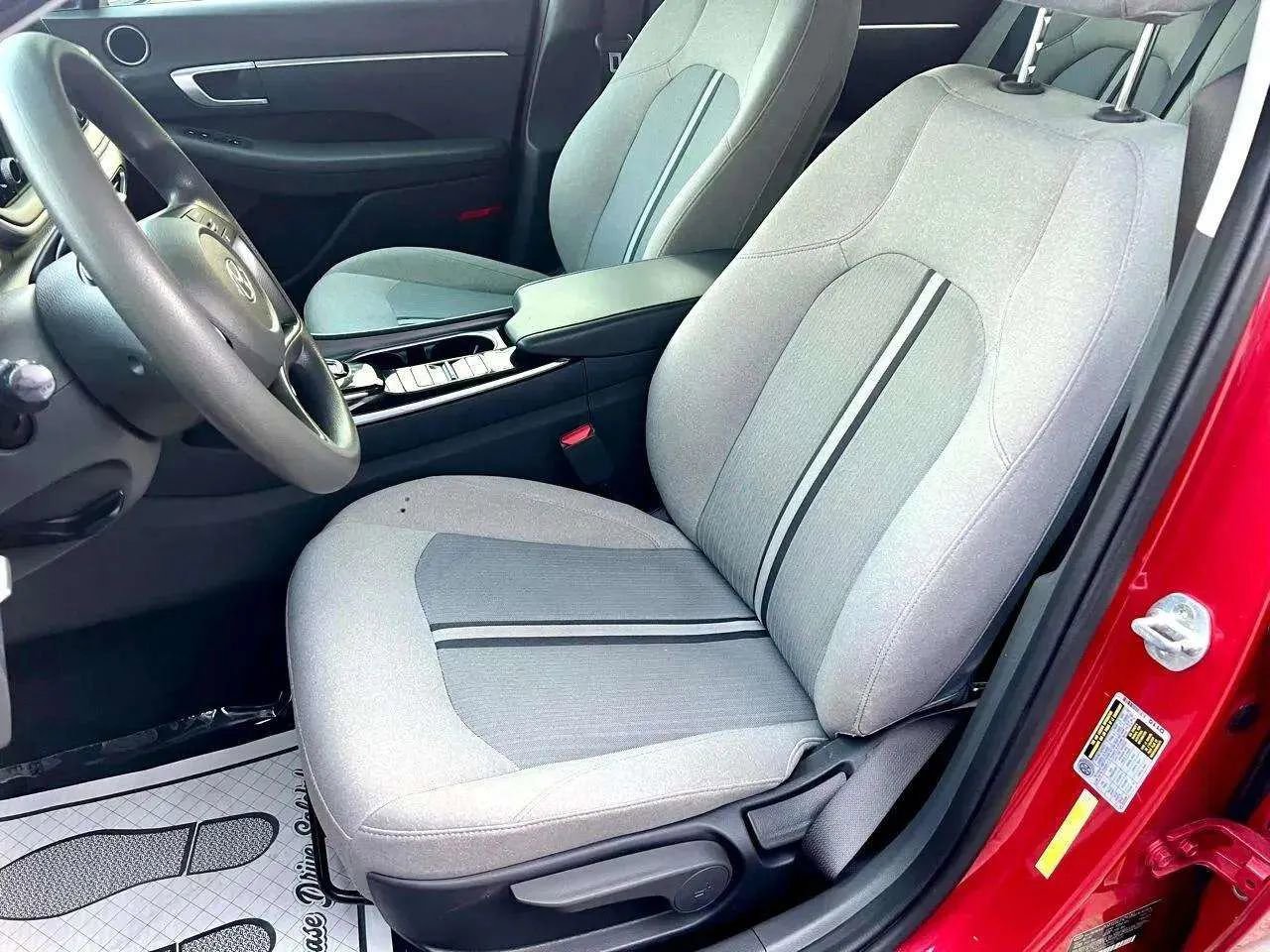 Used 2021 Hyundai Sonata SE image 13