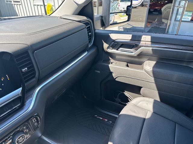 New 2026 Chevrolet Silverado 3500 LTZ AWD/4WD image 16