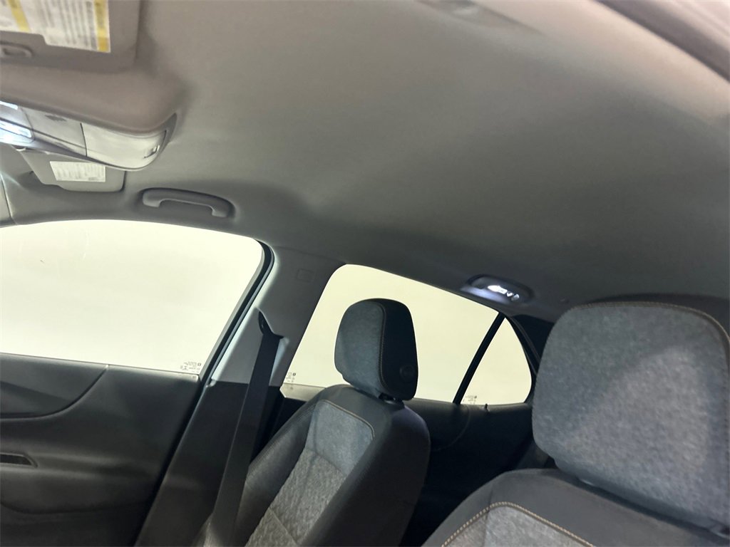 Used 2023 Chevrolet Equinox LT image 27
