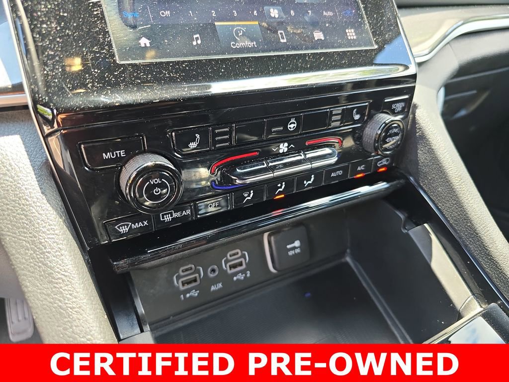 Used 2023 Jeep Grand Cherokee Altitude image 22