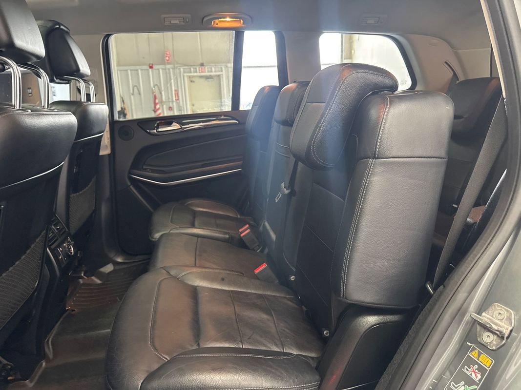 Used 2018 Mercedes-Benz GLS 550 4MATIC image 18