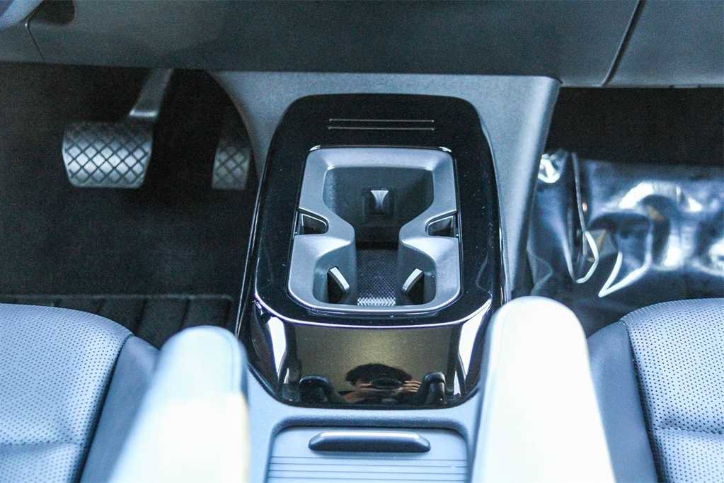 Used 2022 Volkswagen ID.4 Pro S image 14