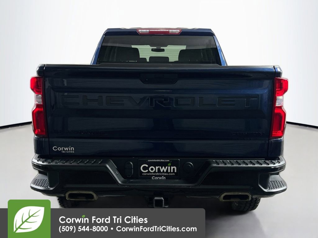 Used 2021 Chevrolet Silverado 1500 Custom Trail Boss w/ LPO, Dark Essentials Package image 13