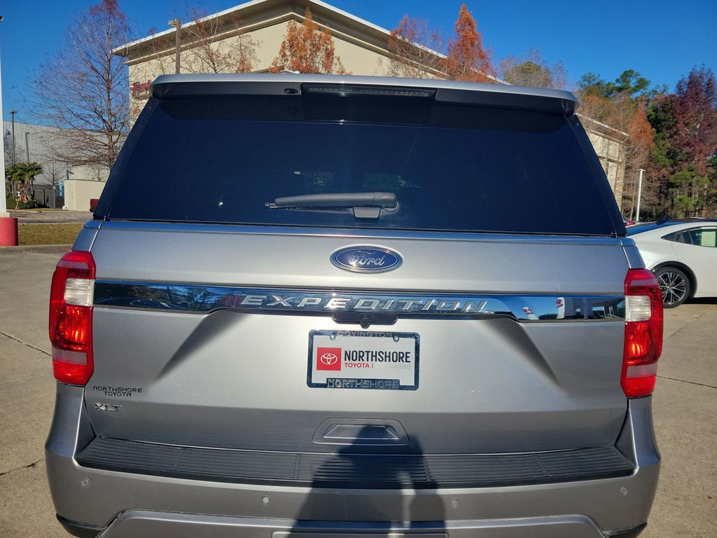 Used 2021 Ford Expedition XLT image 4