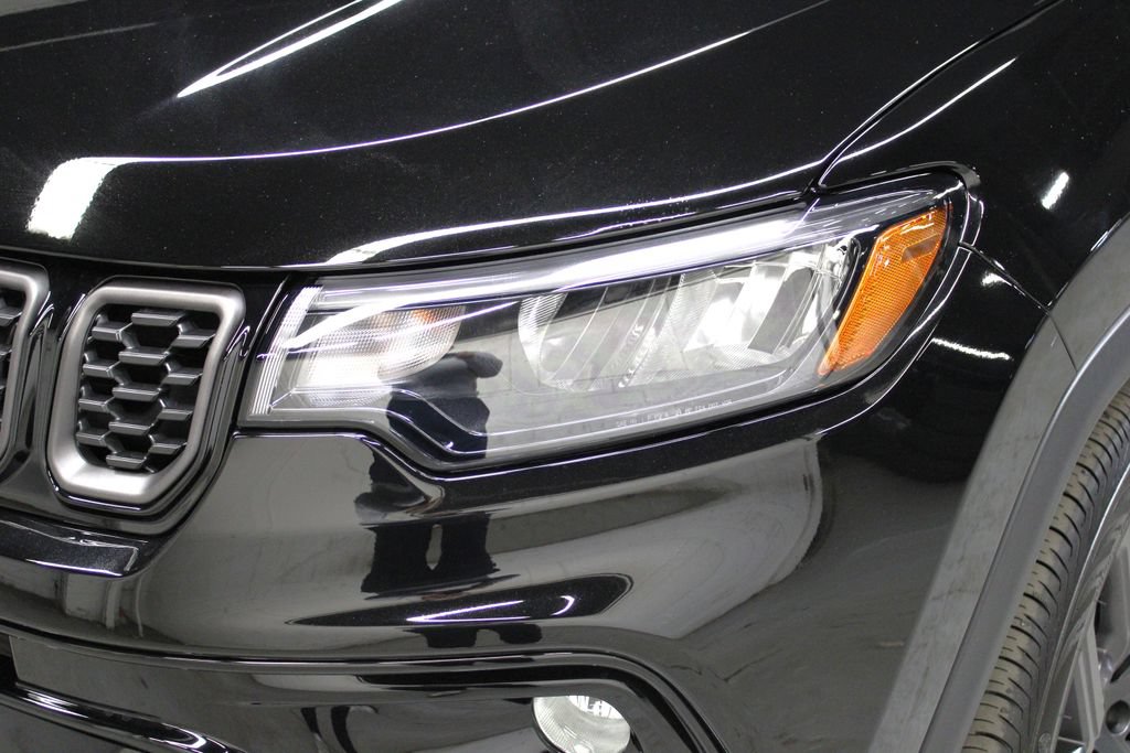 New 2026 Jeep Compass Limited image 33