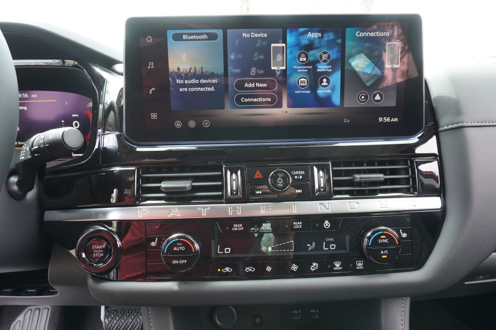 New 2026 Nissan Pathfinder SL w/ SL Premium Package FWD image 21