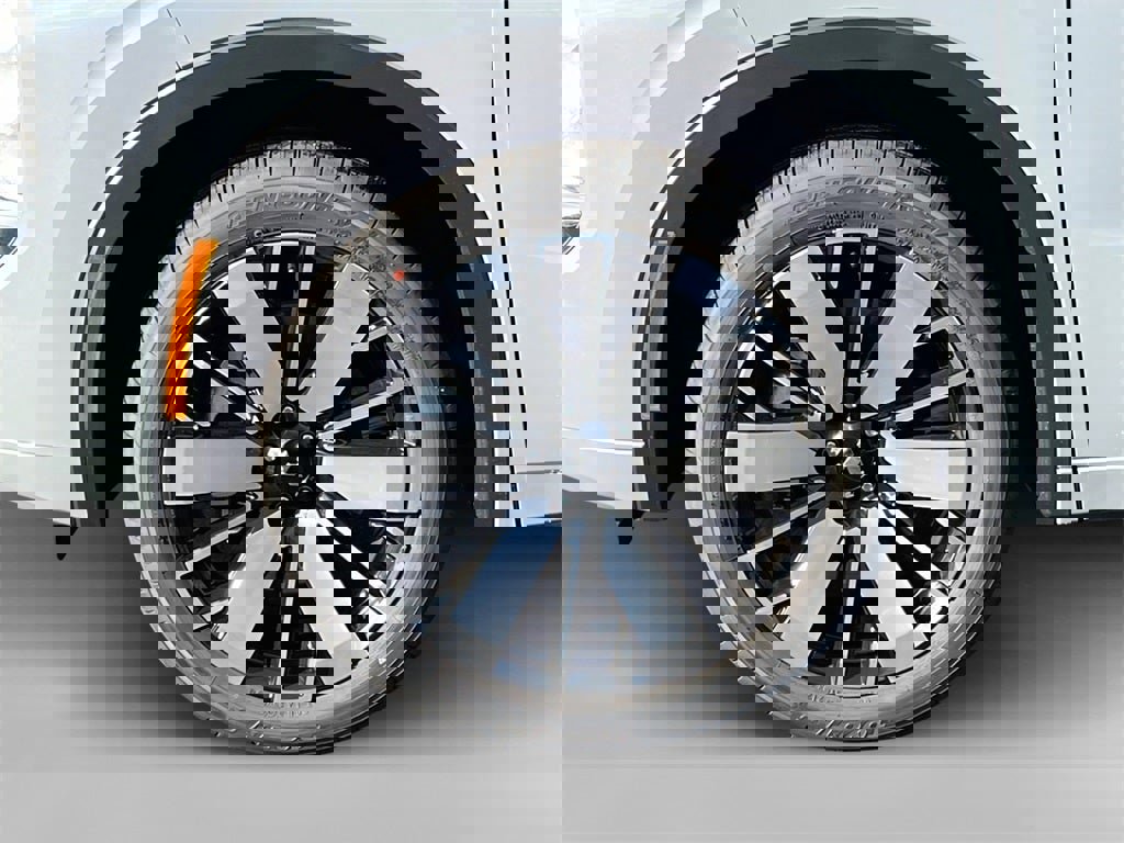 New 2026 Mitsubishi Outlander SEL image 35