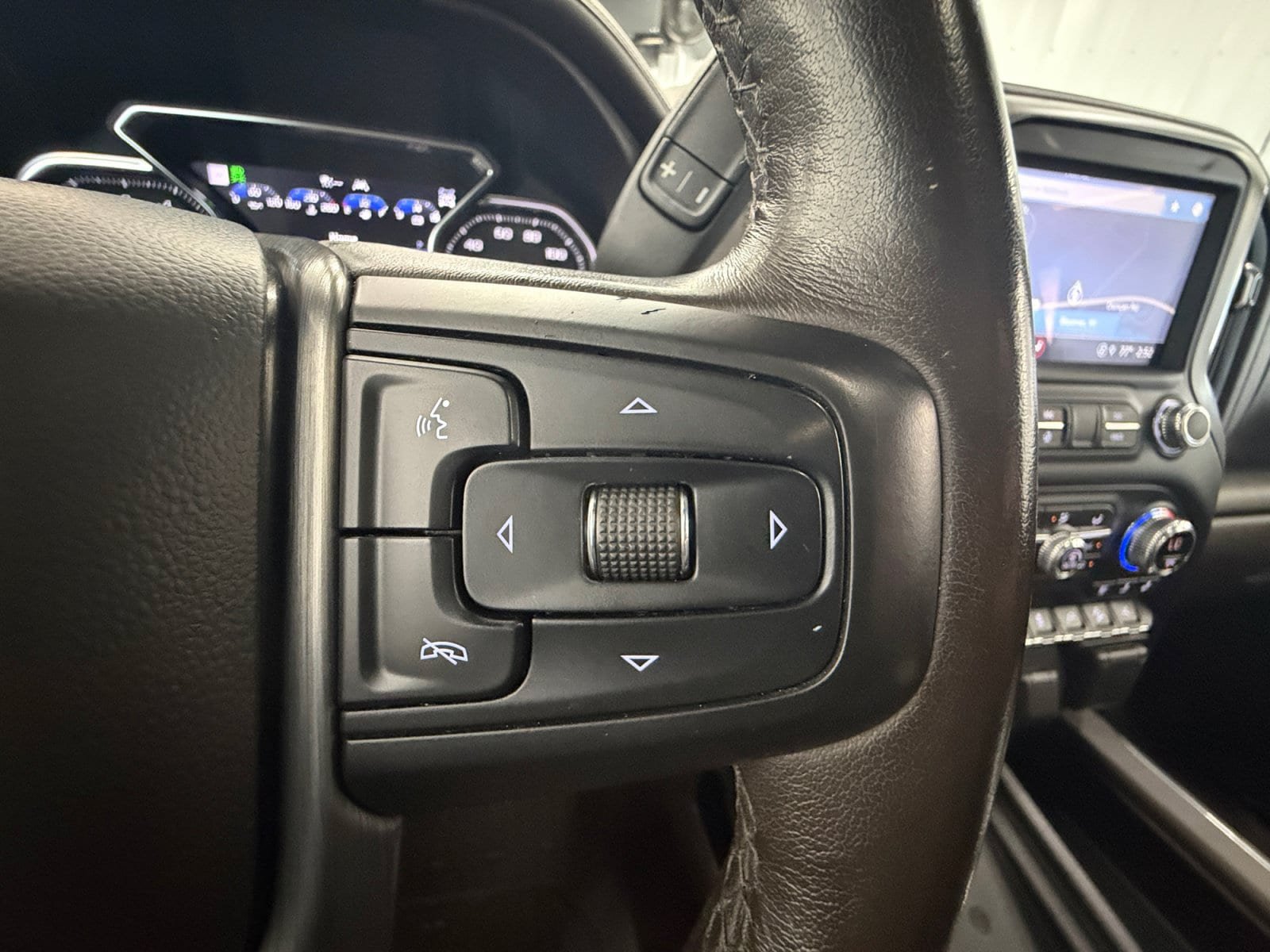 Used 2021 GMC Sierra 1500 Denali w/ Denali Ultimate Package AWD/4WD image 18