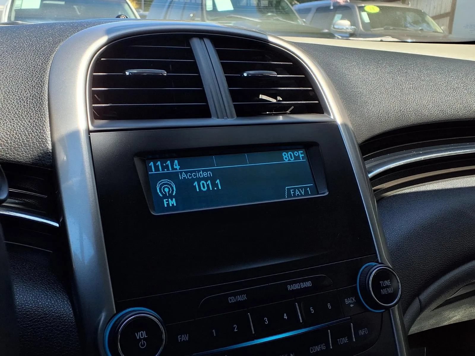 Used 2014 Chevrolet Malibu LS FWD image 9