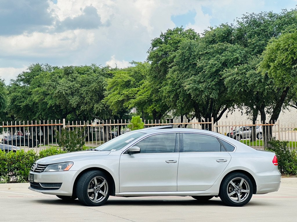 Used 2013 Volkswagen Passat 2.5 SE FWD image 4