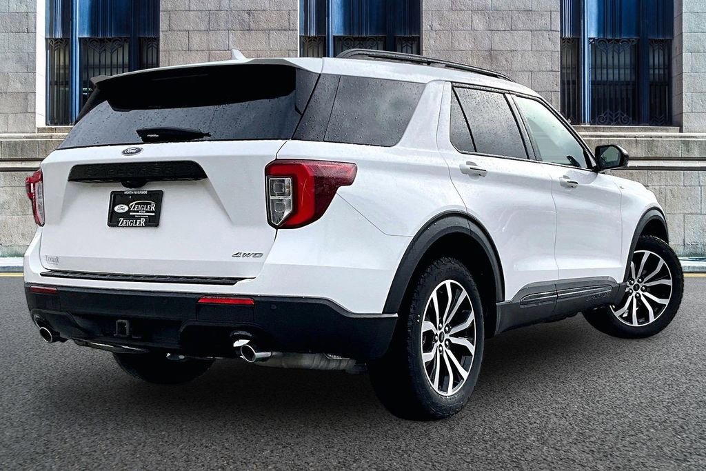 Certified 2022 Ford Explorer ST-Line w/ Class IV Trailer Tow Package AWD/4WD image 11