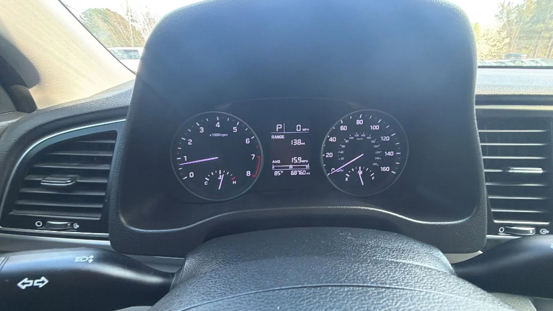 Used 2017 Hyundai Elantra SE image 24