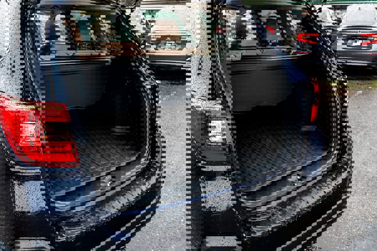 Used 2018 Subaru Outback 2.5i Premium image 18