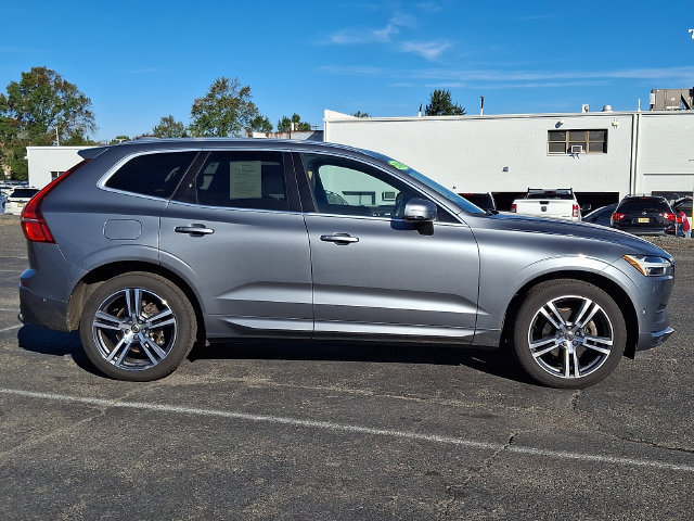 Used 2018 Volvo XC60 T5 Momentum w/ Convenience Package AWD/4WD image 7
