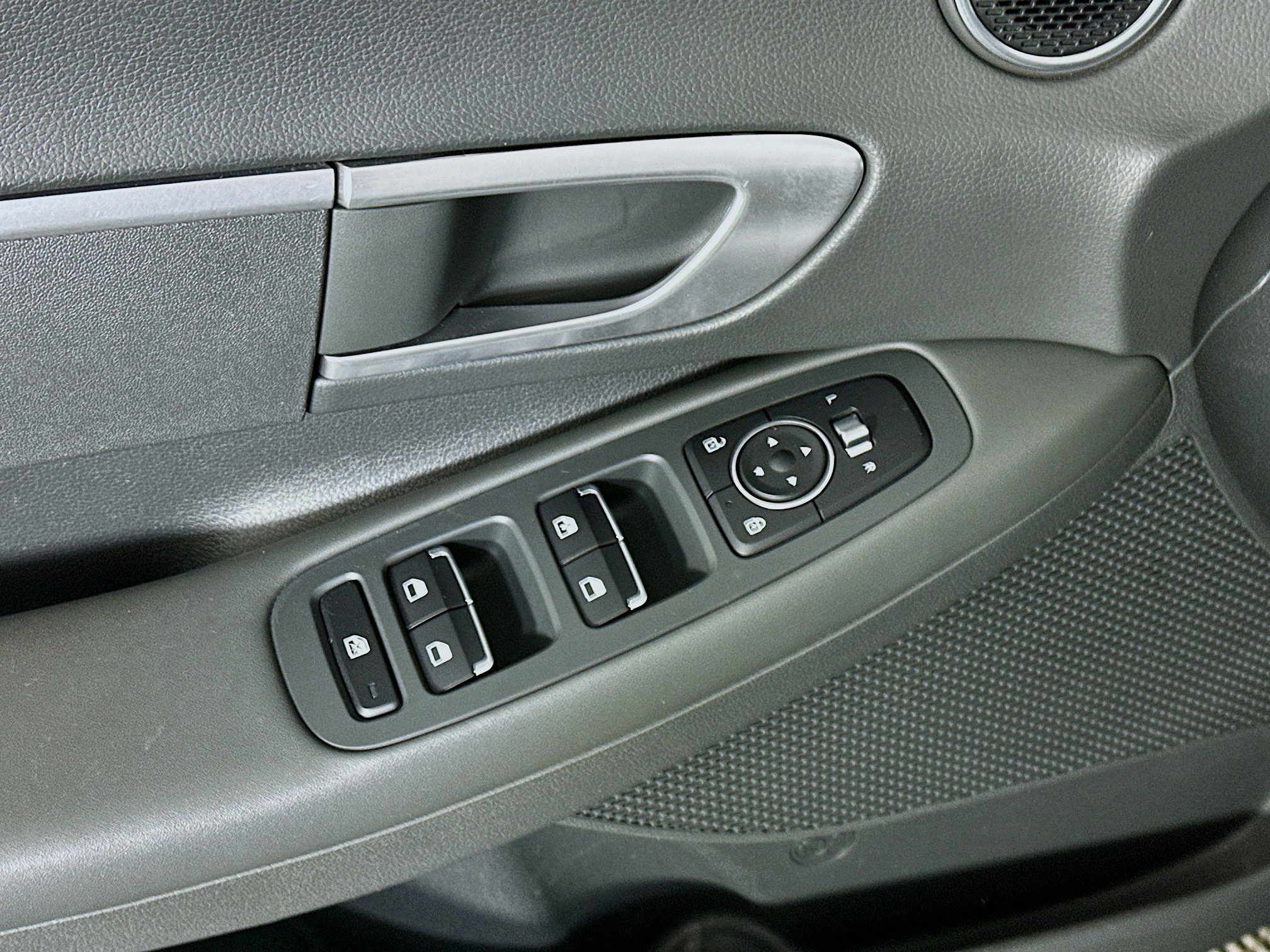 Used 2021 Hyundai Sonata SE w/ Winter Weather Package image 15