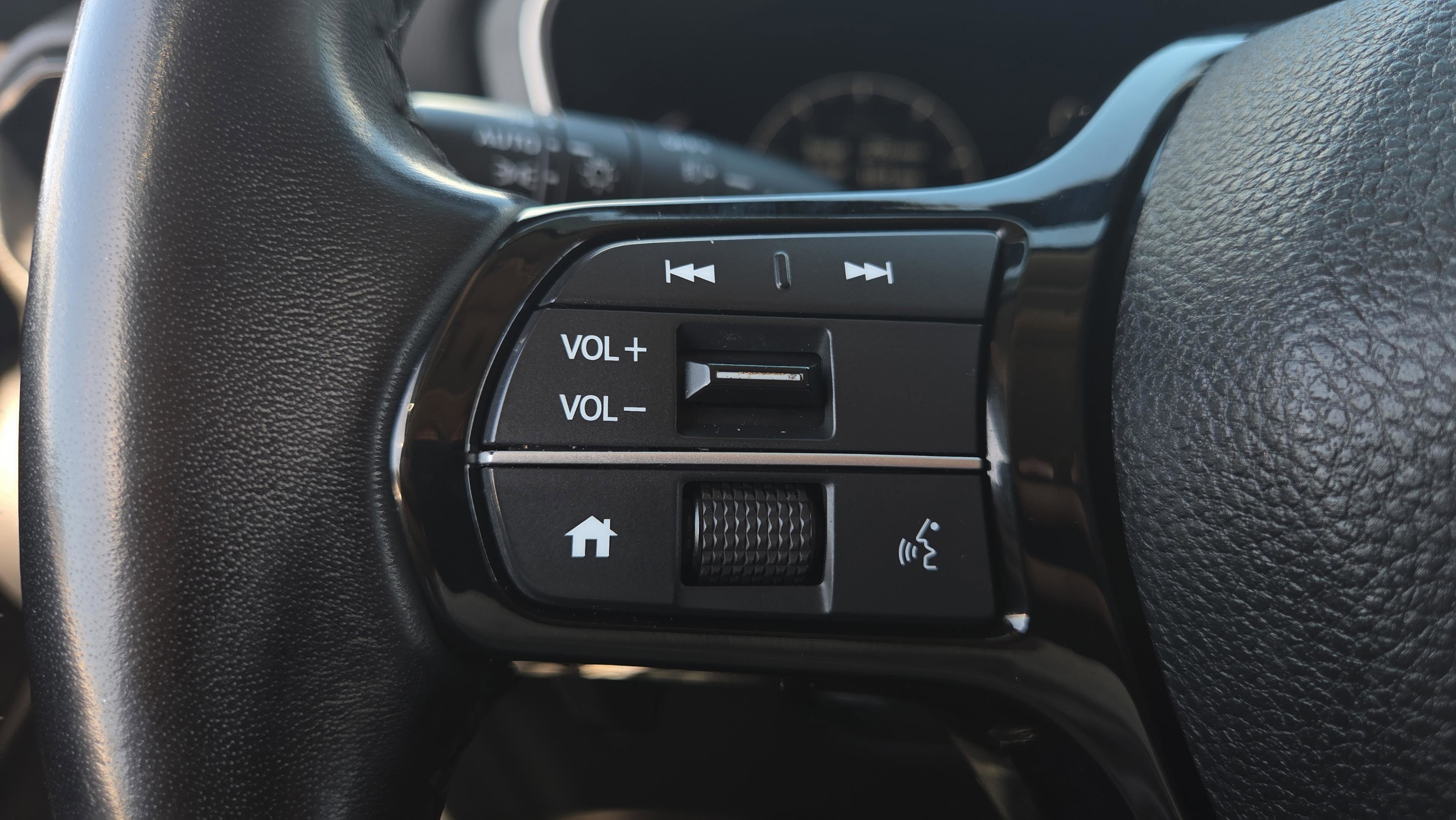 Used 2023 Honda Pilot EX-L image 23