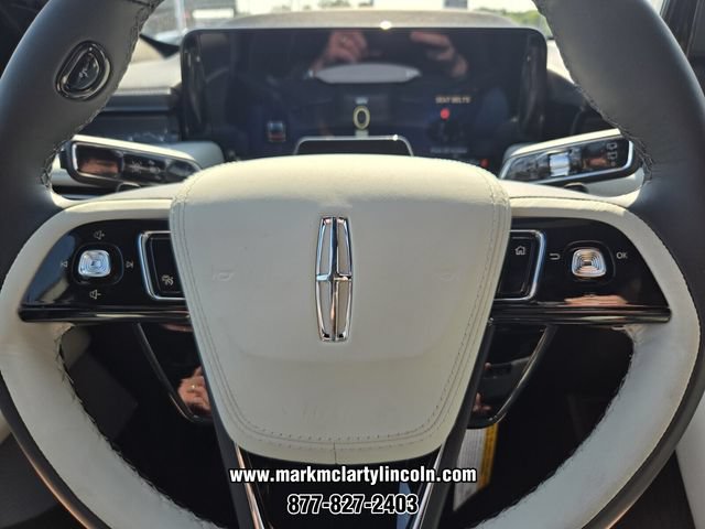 New 2026 Lincoln Aviator Black Label w/ Black Label Special Edition AWD/4WD image 19