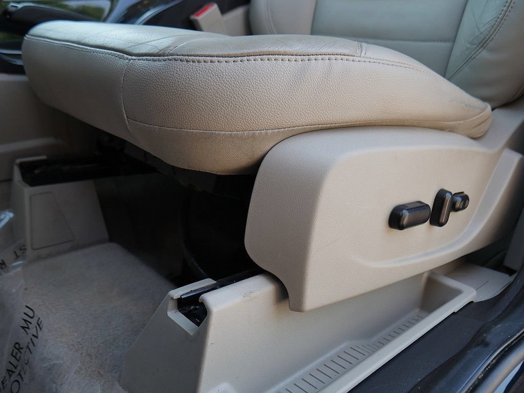 Used 2015 Ford Escape Titanium AWD/4WD image 13