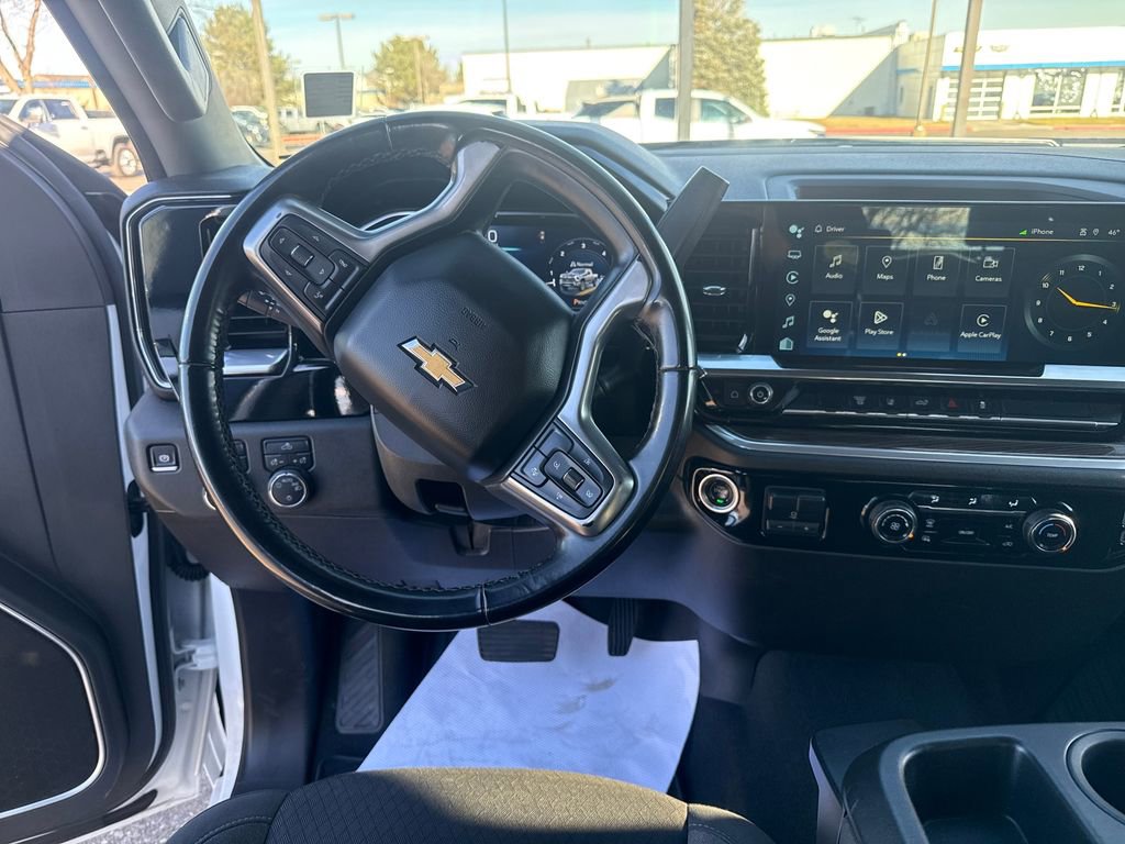 Used 2024 Chevrolet Silverado 2500 LT image 14