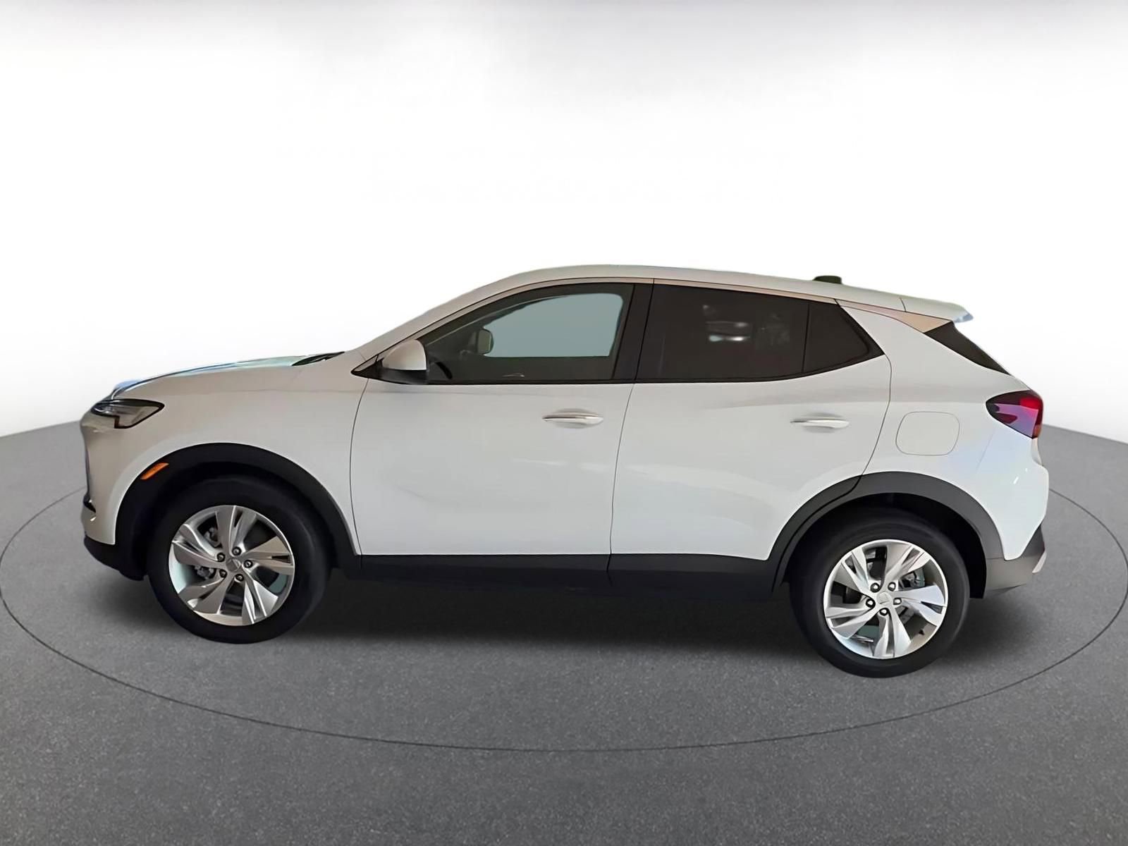 Used 2025 Buick Encore GX Preferred FWD image 9