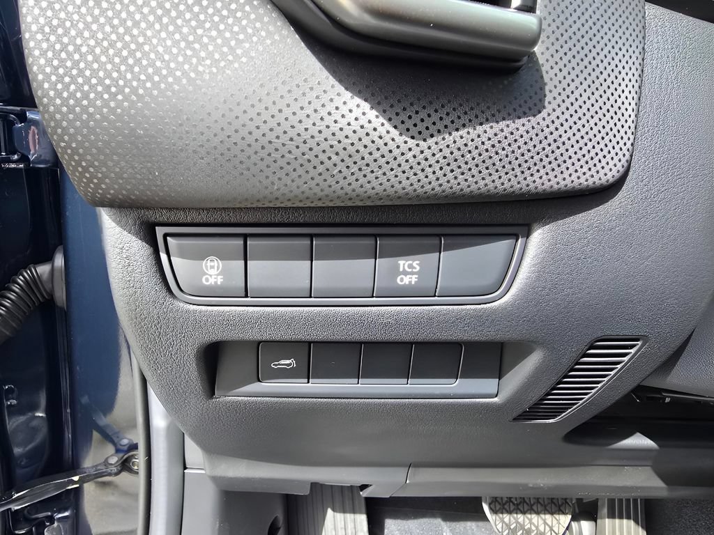 New 2025 MAZDA CX-50 AWD 2.5 S w/ Preferred Package image 18