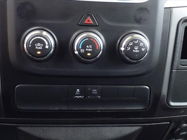 Used 2021 RAM 1500 Classic SLT image 12