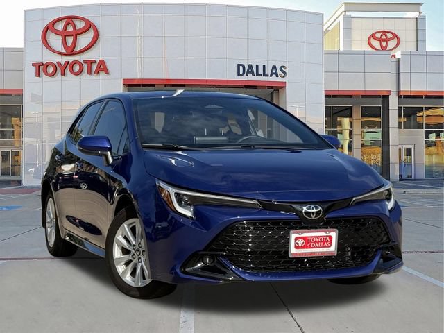 Used 2025 Toyota Corolla SE FWD image 1