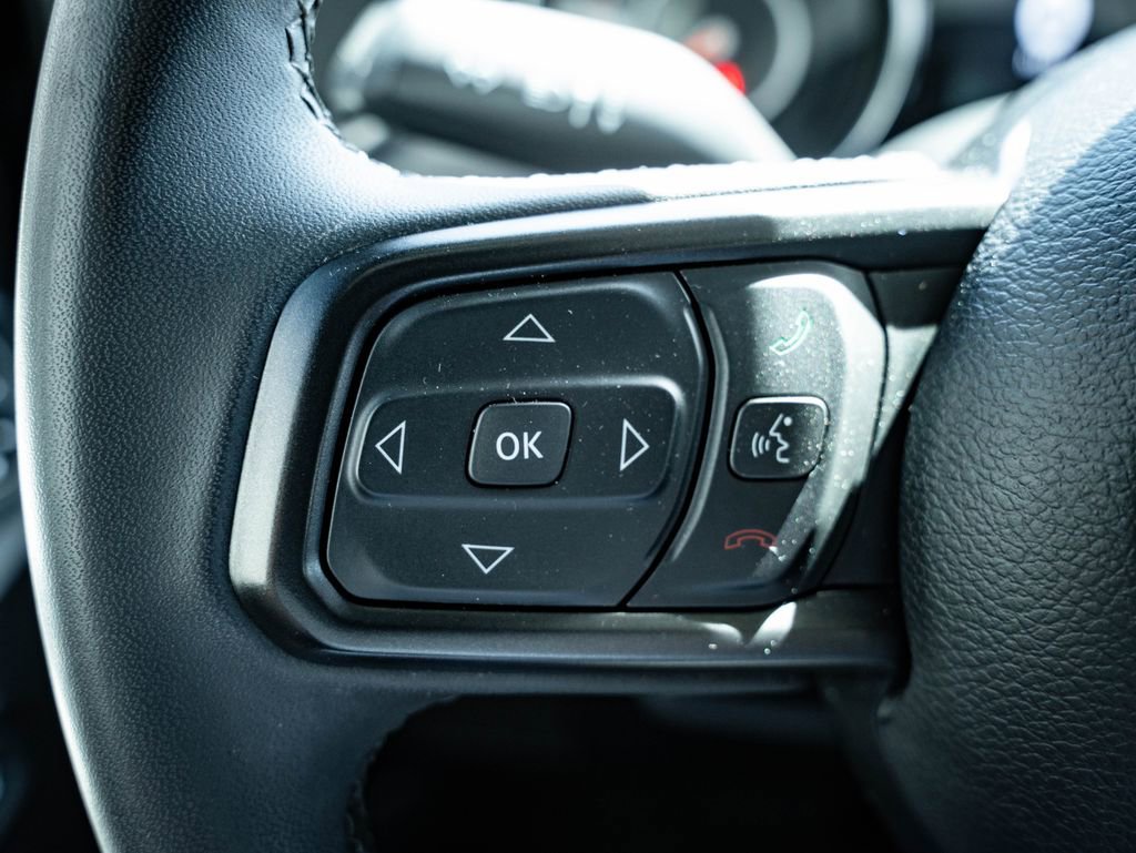 Used 2023 Jeep Gladiator Sport image 25