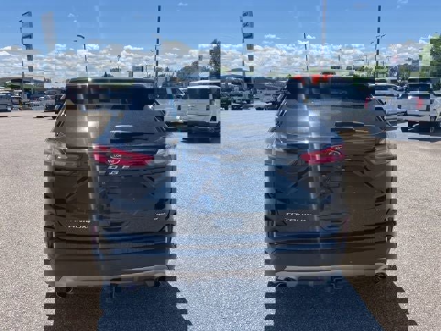 Used 2022 Ford Edge Titanium w/ Class II Trailer Tow Package AWD/4WD image 5