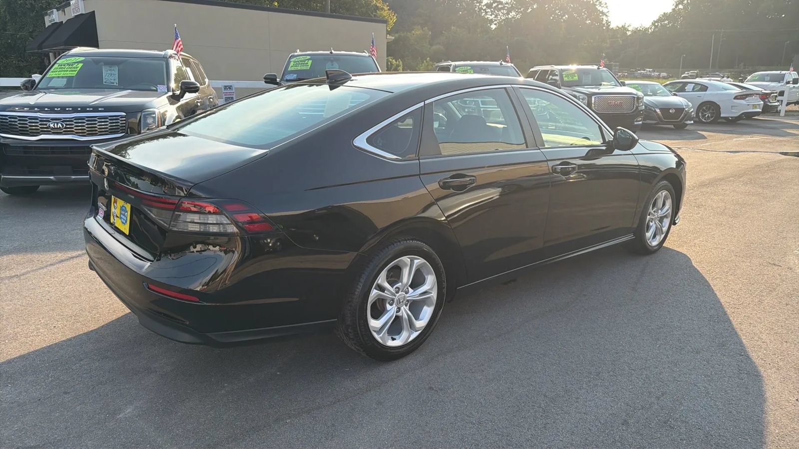 Used 2023 Honda Accord LX image 5