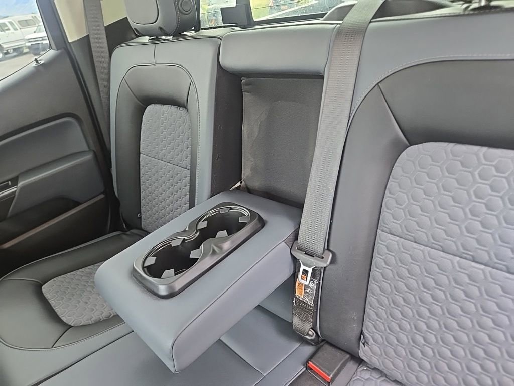 Used 2021 Chevrolet Colorado Z71 AWD/4WD image 40