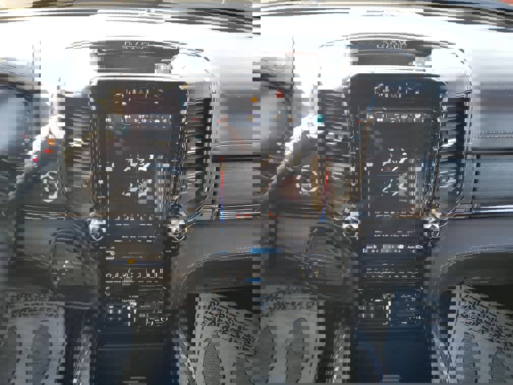 Used 2024 RAM 3500 Limited image 21