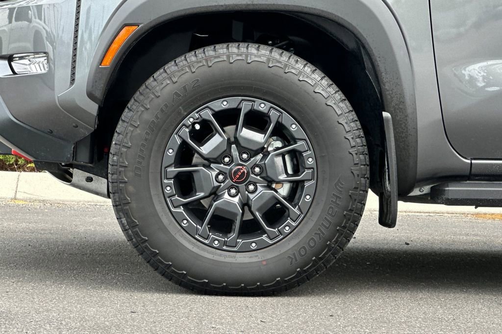 Used 2023 Nissan Frontier PRO-4X w/ Pro-4X Premium Package AWD/4WD image 26