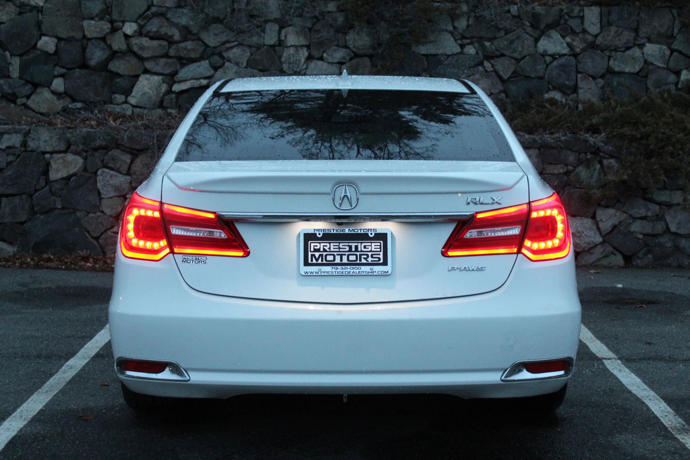 Used 2015 Acura RLX w/ Technology Package image 8