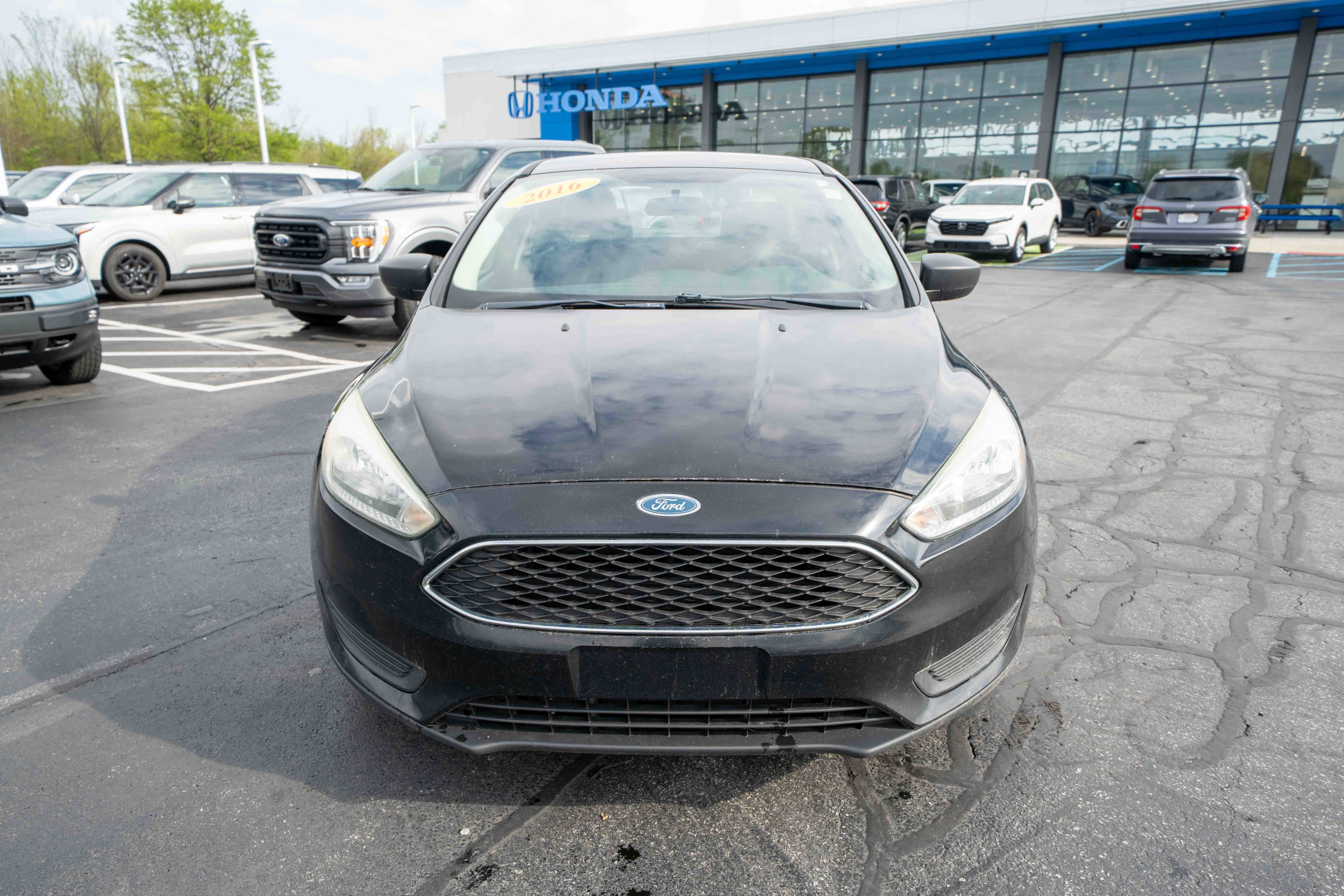 Used 2016 Ford Focus S FWD image 2