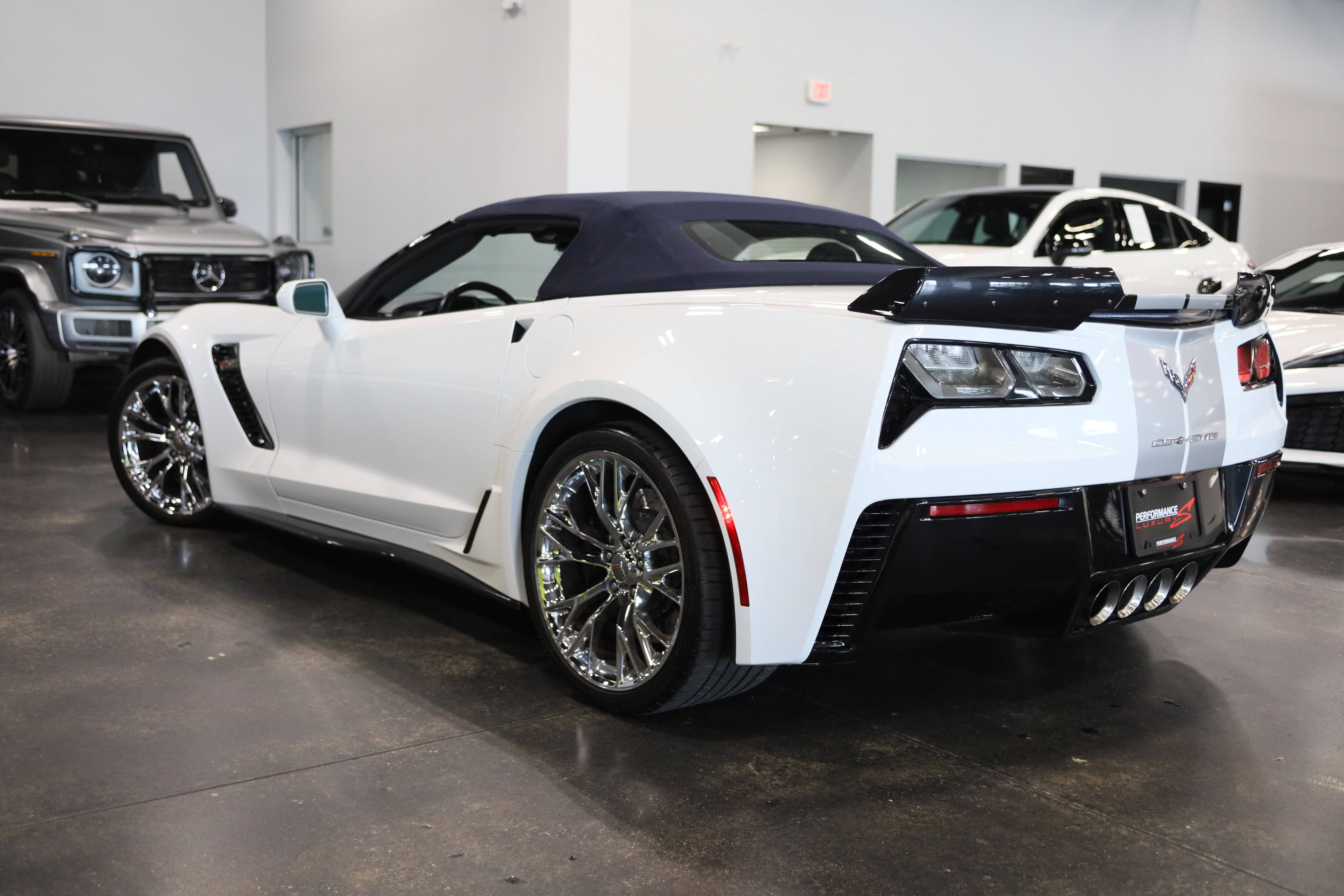 Used 2016 Chevrolet Corvette Z06 w/ 3LZ Preferred Equipment Group RWD image 6