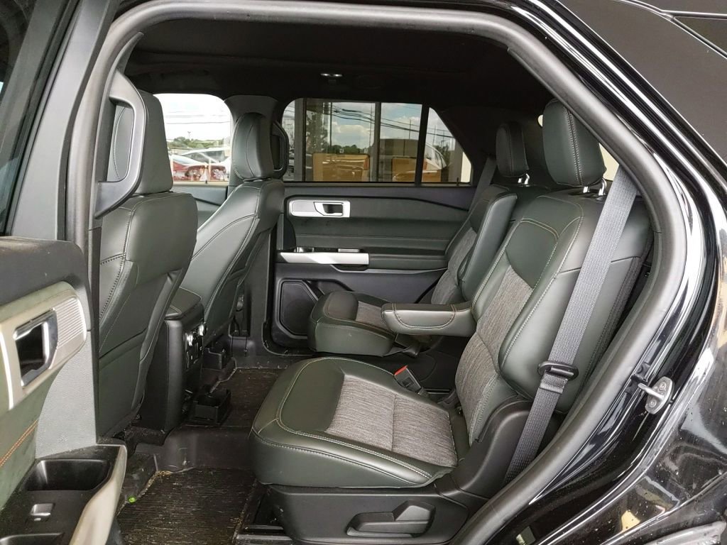 Used 2023 Ford Explorer Timberline w/ Timberline Technology Package AWD/4WD image 15