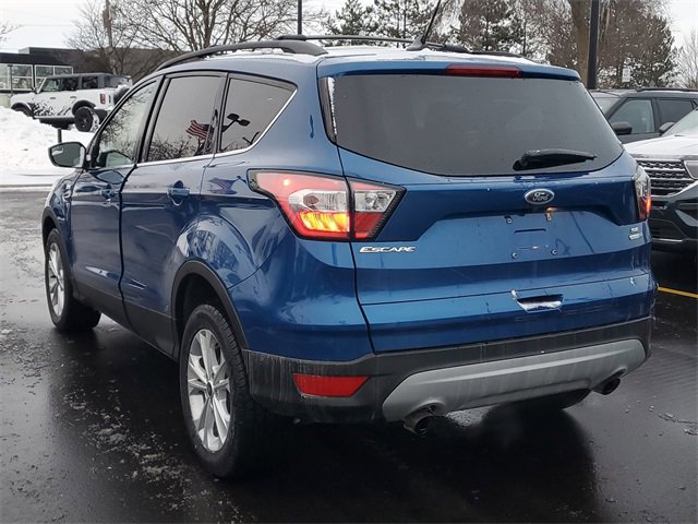 Used 2018 Ford Escape SE w/ SE Sync 3 Package image 3