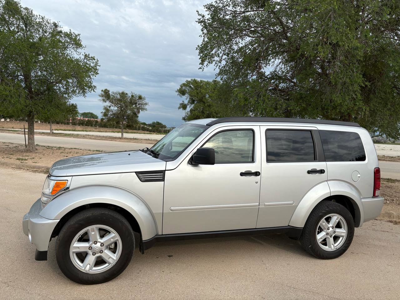 Used 2008 Dodge Nitro SLT w/ Convenience Group RWD image 12